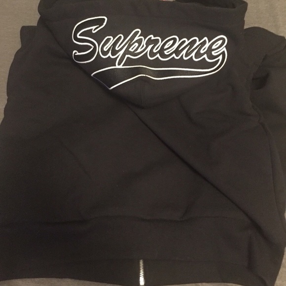 Supreme Sweatshirt Black
